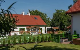 Zielony Domek w Nartach - Mazury